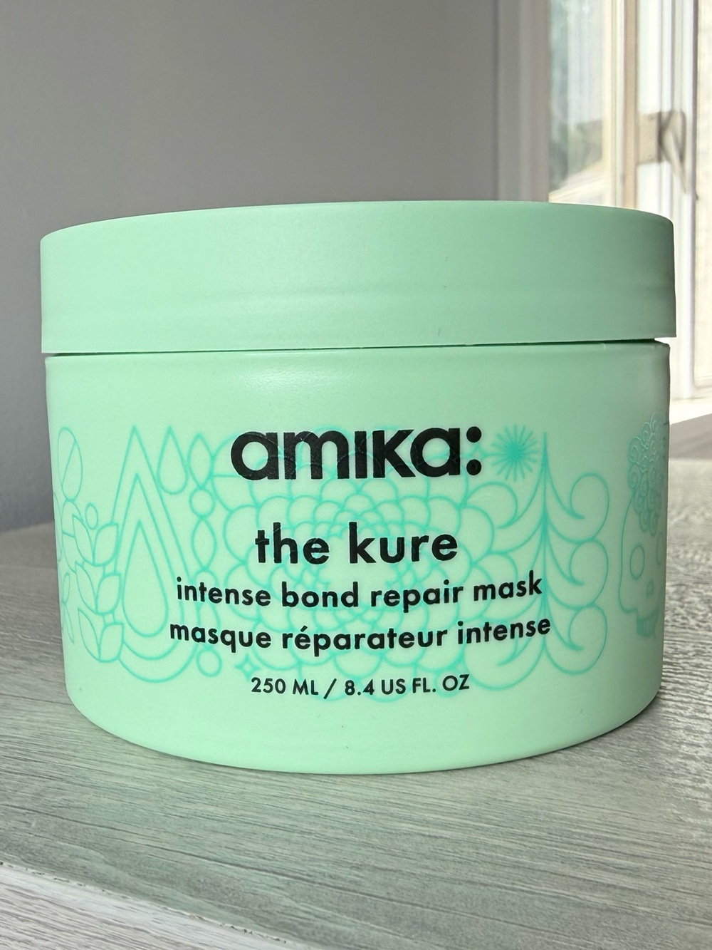 Amika the kure intense bond repair hair mask New Full Size
